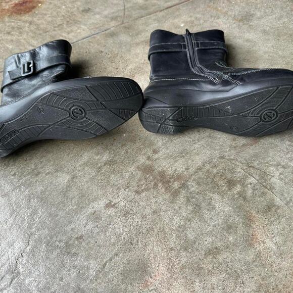 Ecco Goretex Black Leather Boots - Picture 6 of 7